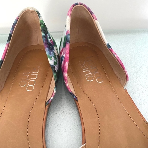 Franco Sarto women’s floral sandals. - Picture 6 of 7